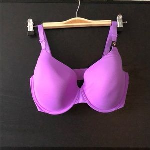 Unworn Victoria’s Secret 34DDD purple bra